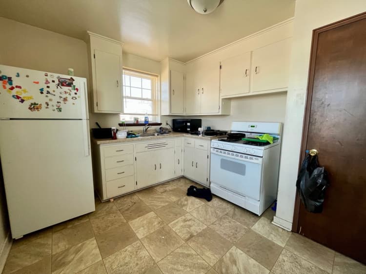 Milwaukee County apartments for rent - image - large (26).jpeg