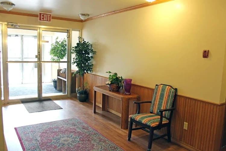 Milwaukee County apartments for rent - image - east-park-apartments-milwaukee-wi-building-photo (3).jpg