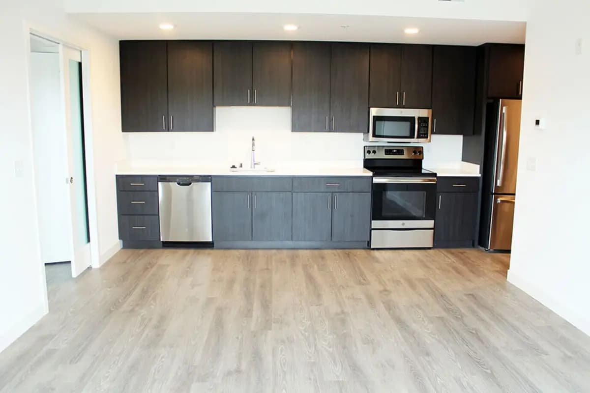 Milwaukee County apartments for rent - Property image - Nine10@Land Place - 2