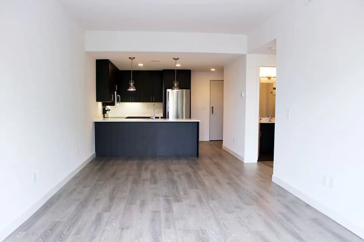 Milwaukee County apartments for rent - Property image - Nine10@Land Place - 3