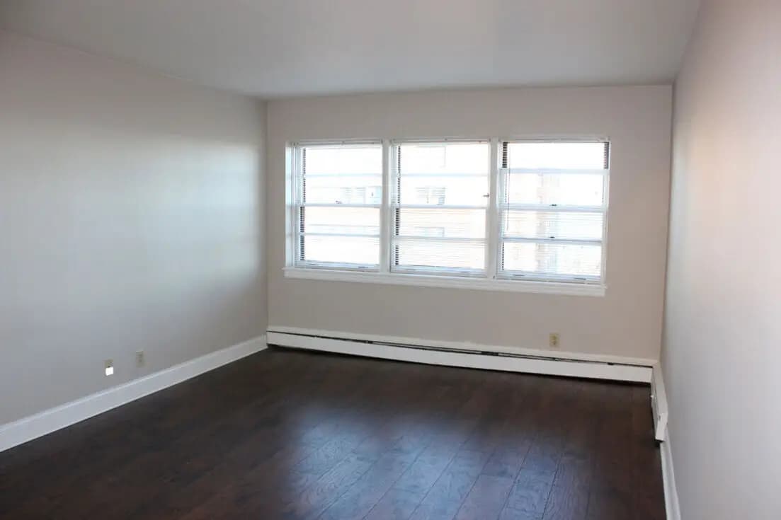 Milwaukee County apartments for rent - Property image - Royal Plaza Apartments - 3