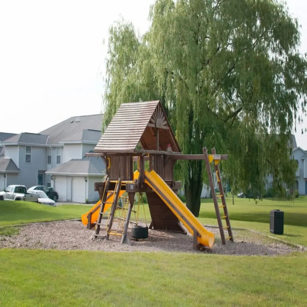 Milwaukee County apartments for rent - Property image - The Gables at Oak Creek - 3
