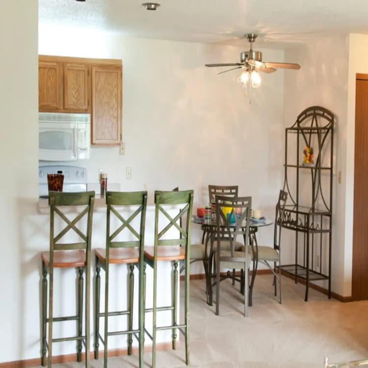 Milwaukee County apartments for rent - image - BurkeProperties19-min-1024x1024.jpg