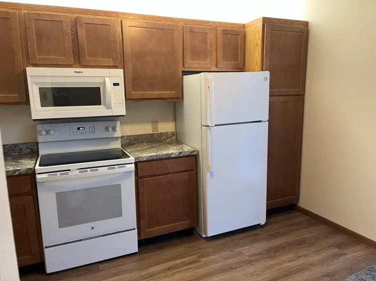 Milwaukee County apartments for rent - image - IMG_7055.jpeg