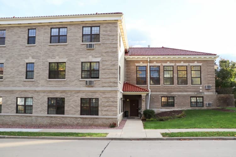 Milwaukee County apartments for rent - image - IMG_5275-edit2-scaled.jpg