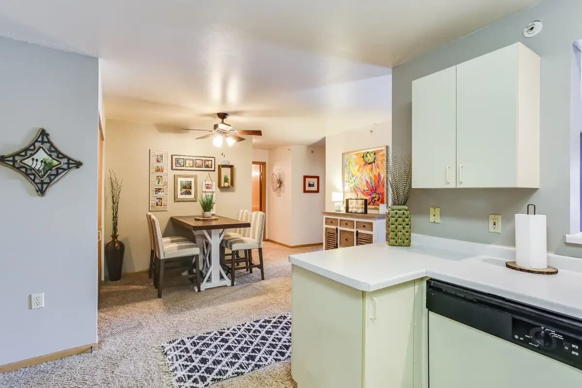 Milwaukee County apartments for rent - image - CW-+Unit+Pic-1920w.webp