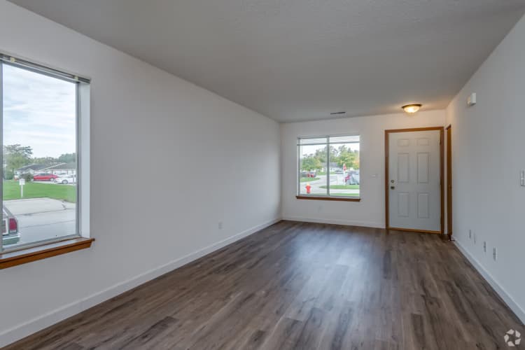 Milwaukee County apartments for rent - image - original.jpg_4.avif