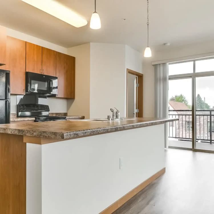 Milwaukee County apartments for rent - image - layton-square_31_d3tiad.webp