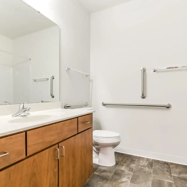 Milwaukee County apartments for rent - image - layton-square_73_hylhsl.webp