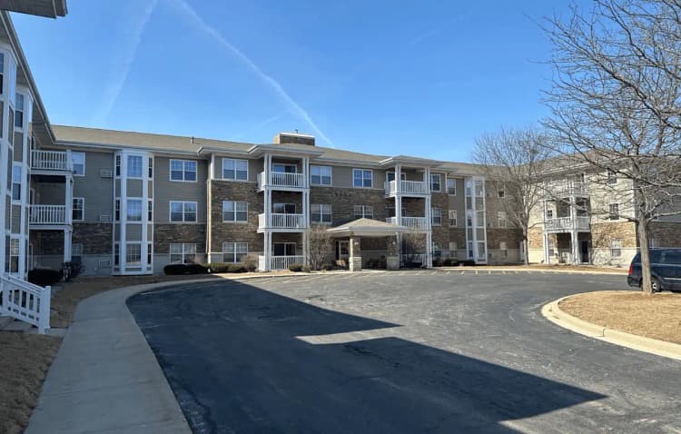 Milwaukee County apartments for rent - image - PrairieHill_SeniorApartments_2.png