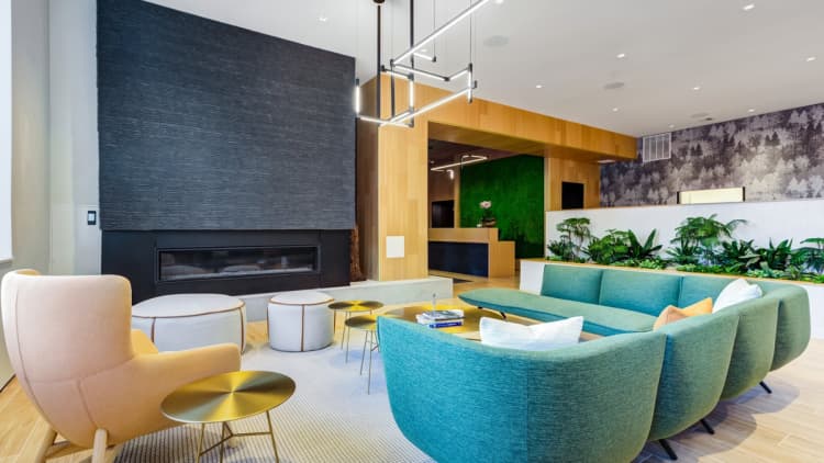 Milwaukee County apartments for rent - image - Ascent Lobby Lounge