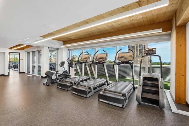Milwaukee County apartments for rent - image - 7th Floor - Fitness Center Cardio