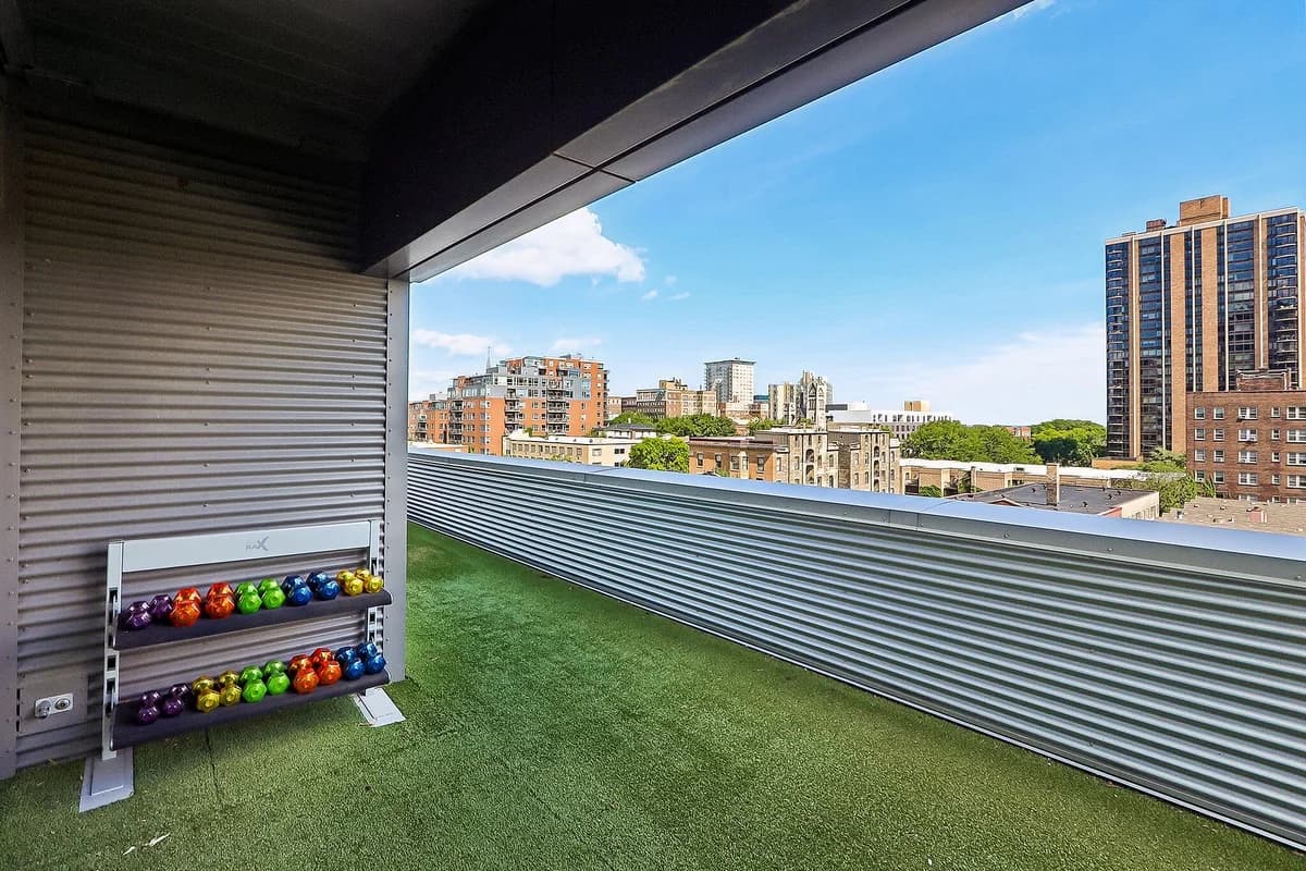 Milwaukee County apartments for rent - image - 7th Floor - Fitness Balcony