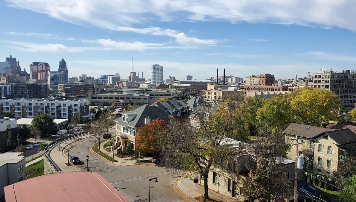 Milwaukee County apartments for rent - Property image - Brewhill Apartments - 2