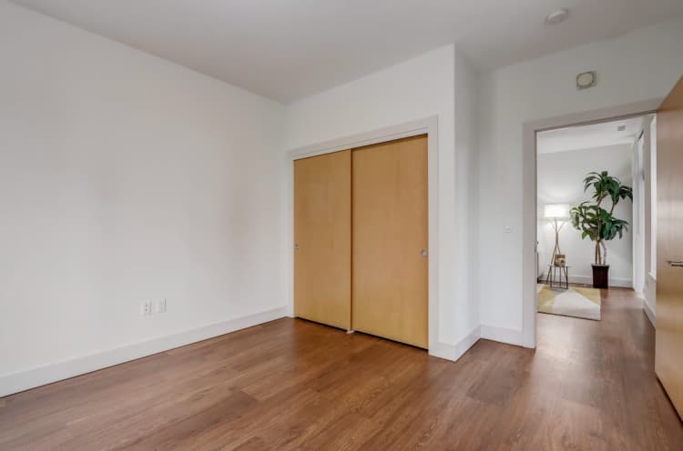 Milwaukee County apartments for rent - image - 2 Bed / 2 Bath - 1215 SF