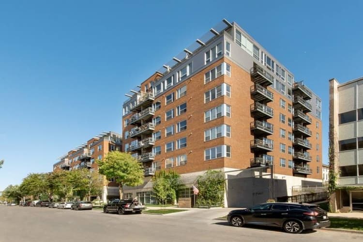 Milwaukee County apartments for rent - image - City Green Exterior