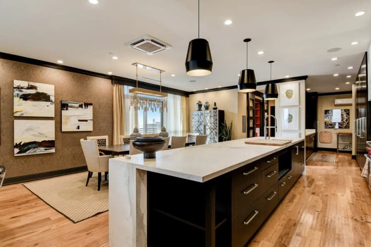 Milwaukee County apartments for rent - image - penthouse kitchen