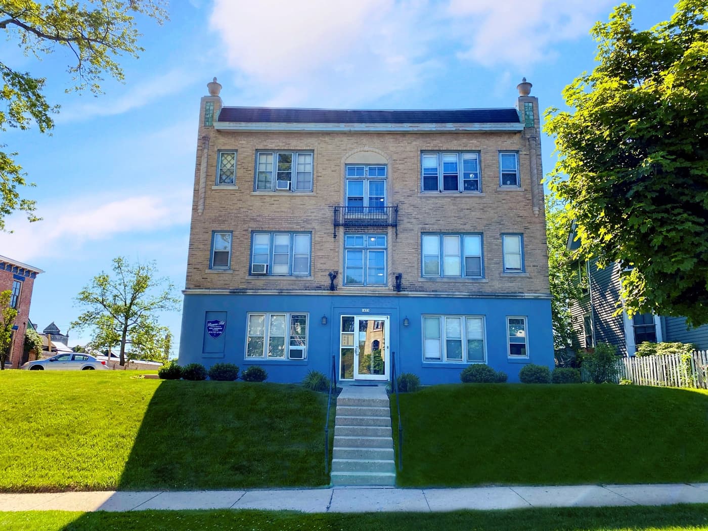 Milwaukee County apartments for rent - image - Brewer's Hill Apartments