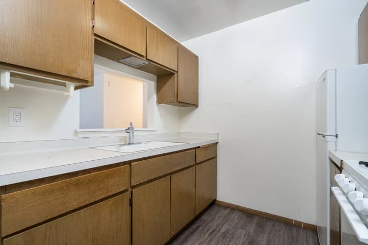 Milwaukee County apartments for rent - image - Unrenovated Kitchen