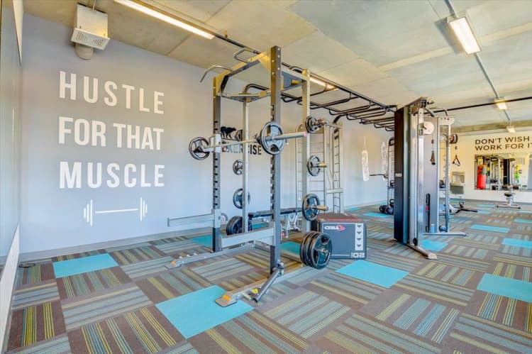 Milwaukee County apartments for rent - image - Fitness Center
