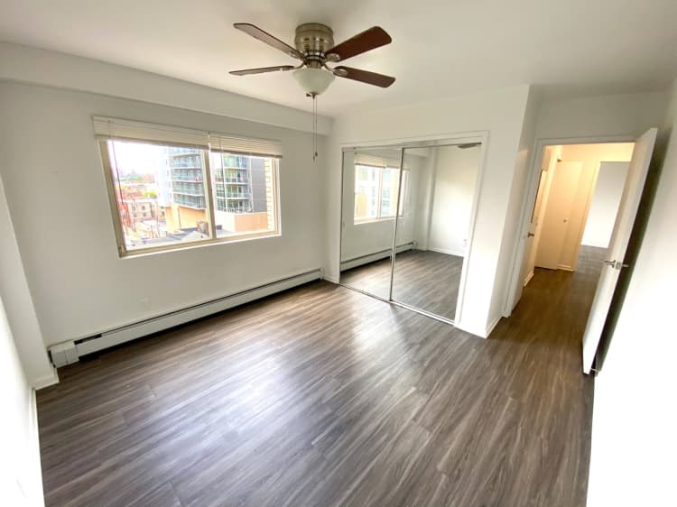 Milwaukee County apartments for rent - image - Renovated Second Bedroom