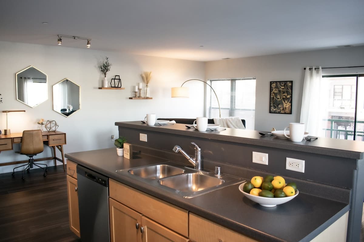 Milwaukee County apartments for rent - image - Kitchen