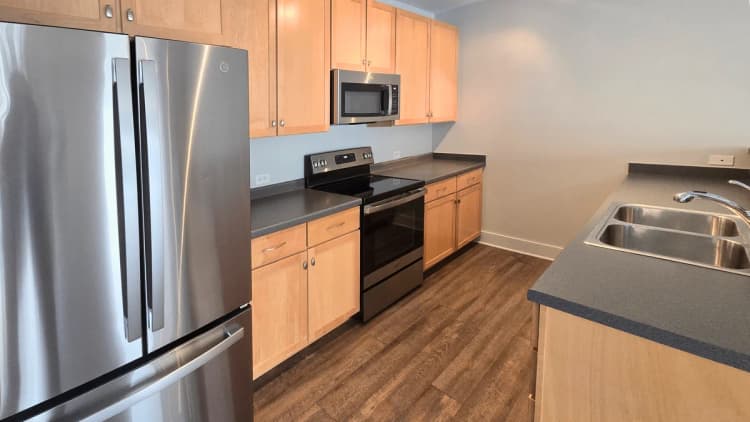 Milwaukee County apartments for rent - image - Kitchen