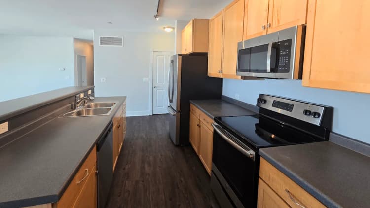 Milwaukee County apartments for rent - image - Kitchen