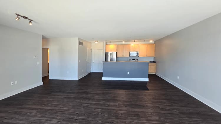 Milwaukee County apartments for rent - image - Living/Dining Room