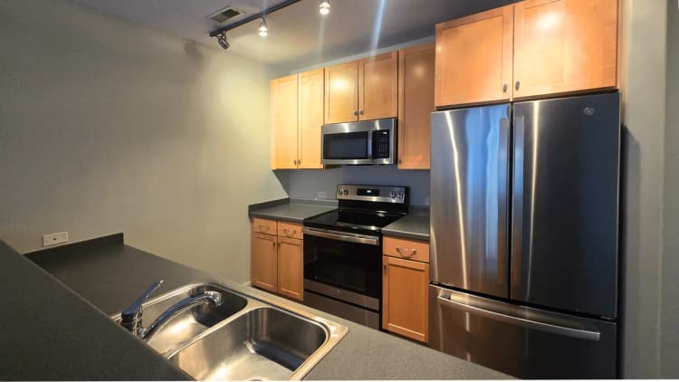Milwaukee County apartments for rent - image - Kitchen
