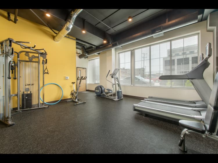 Milwaukee County apartments for rent - image - Fitness Center