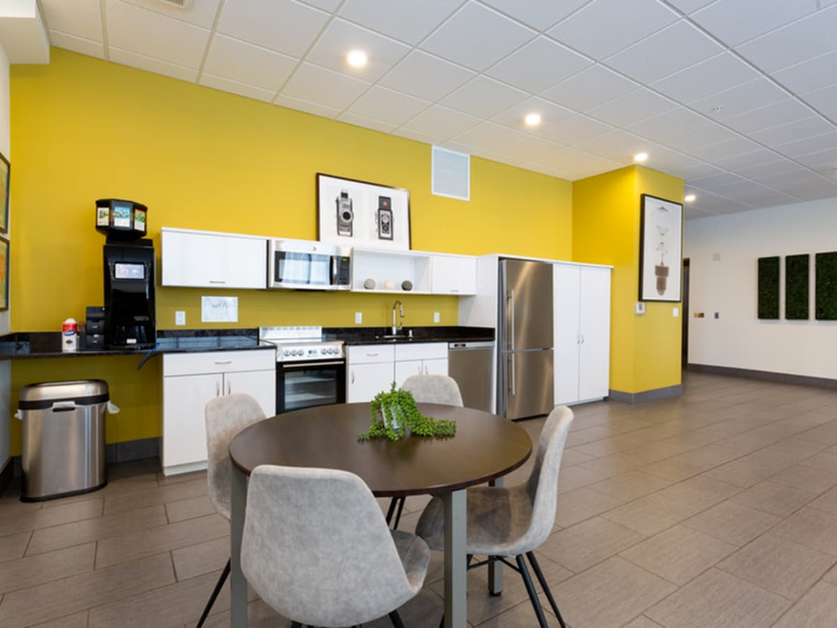 Milwaukee County apartments for rent - image - Community Kitchen