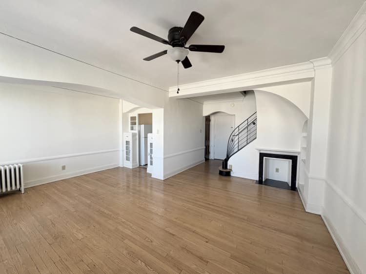 Milwaukee County apartments for rent - image - Living Rm/Kitchen