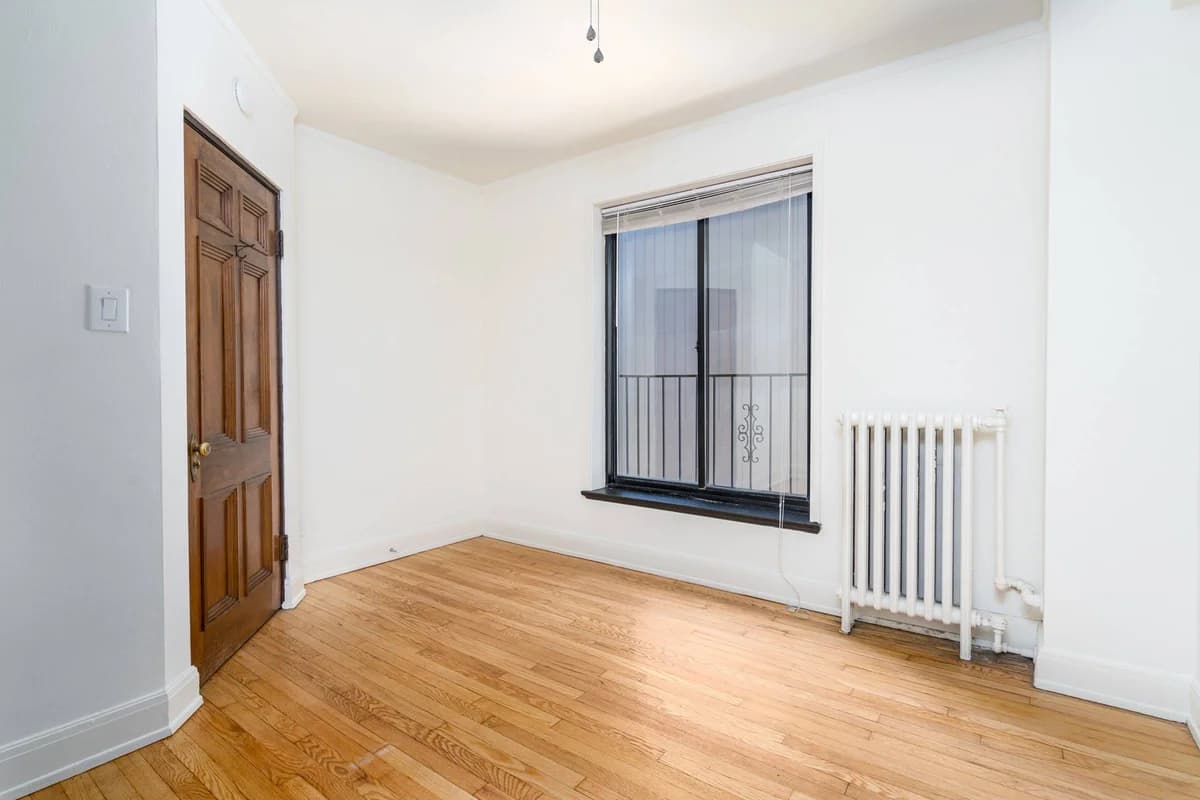 Milwaukee County apartments for rent - image - Viking 2 BR