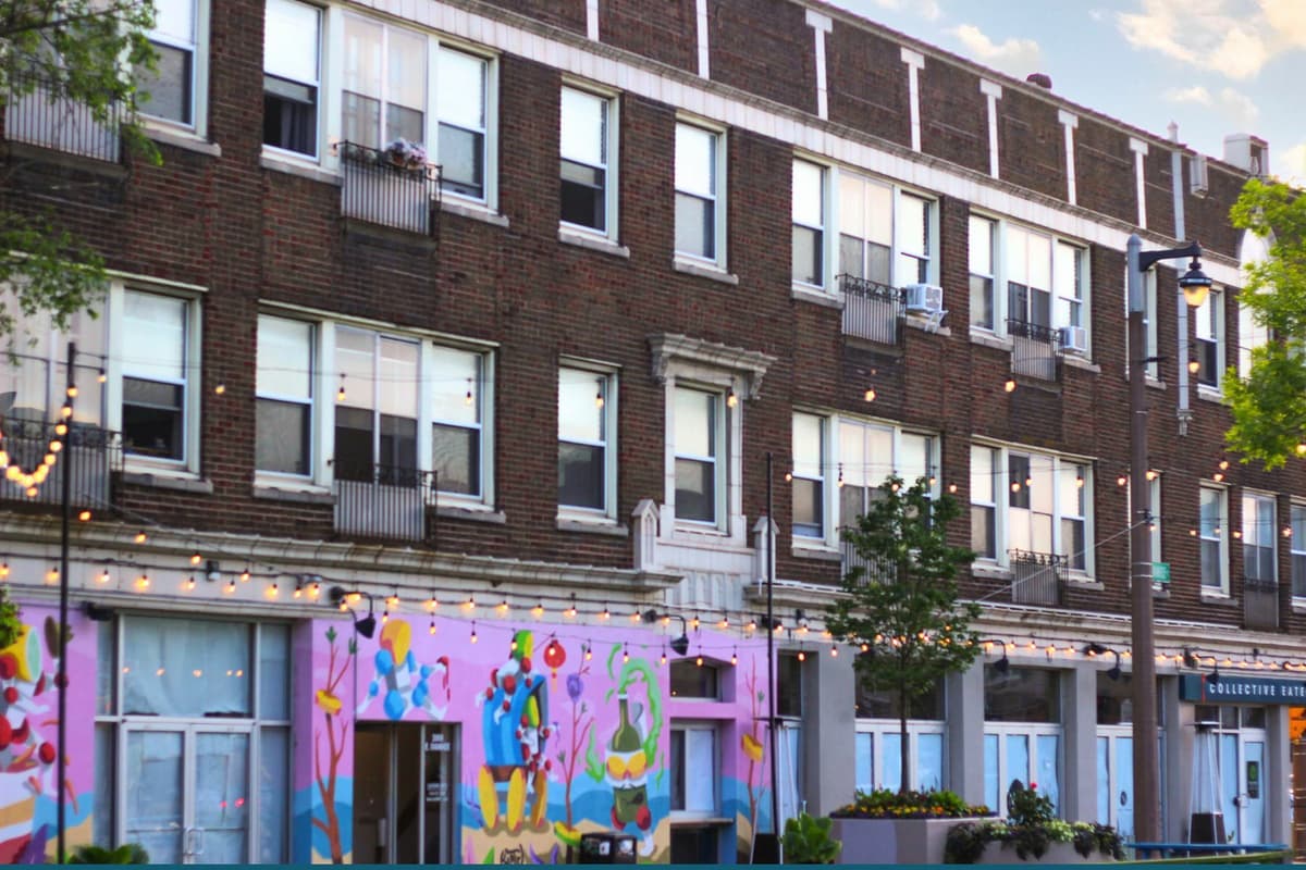 Milwaukee County apartments for rent - Property image - Ivanhoe - 2