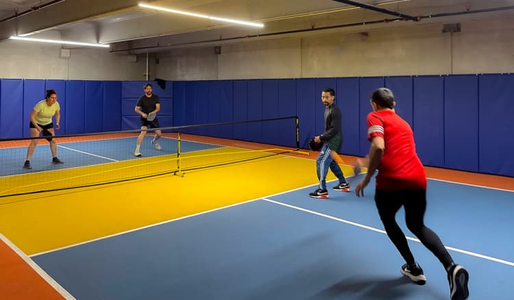 Milwaukee County apartments for rent - image - Pickleball Court