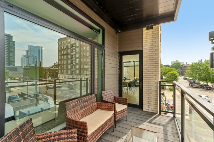 Milwaukee County apartments for rent - image - Capricorn 2 bed, 2 bath + den
