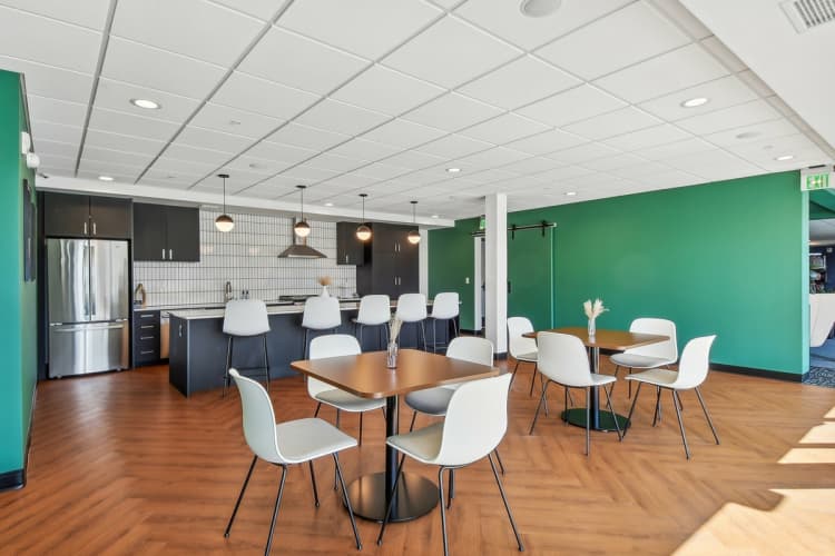 Milwaukee County apartments for rent - image - Community Kitchen