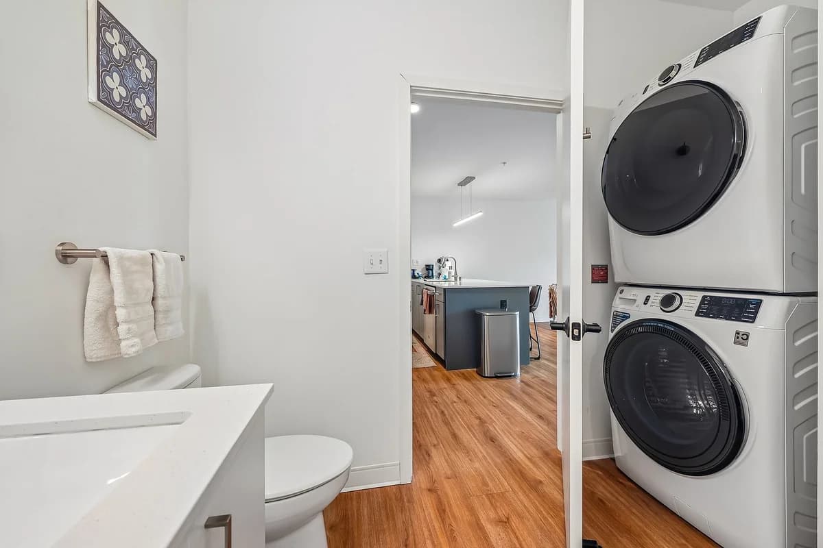 Milwaukee County apartments for rent - image - Supermoon Laundry