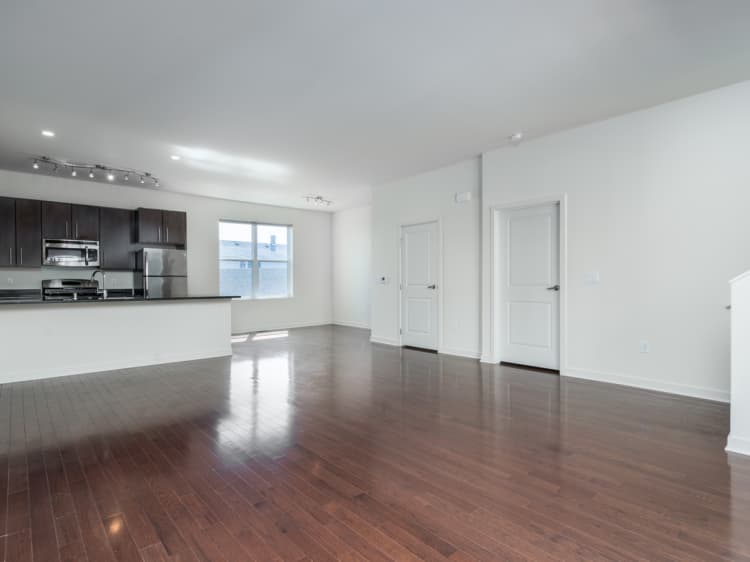 Milwaukee County apartments for rent - image - Living Area