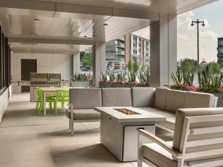 Milwaukee County apartments for rent - image - Rhythm Community Patio