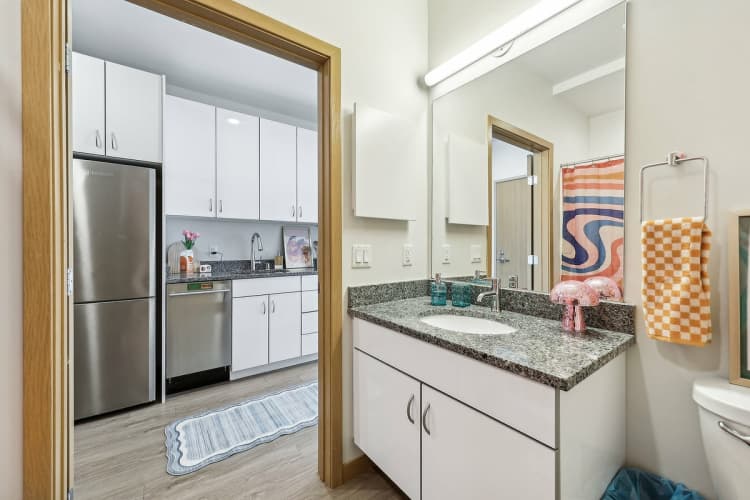 Milwaukee County apartments for rent - image - N Water St-031