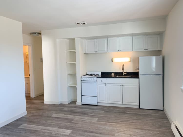 Milwaukee County apartments for rent - image - Kitchen