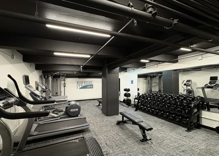 Milwaukee County apartments for rent - image - Fitness Center