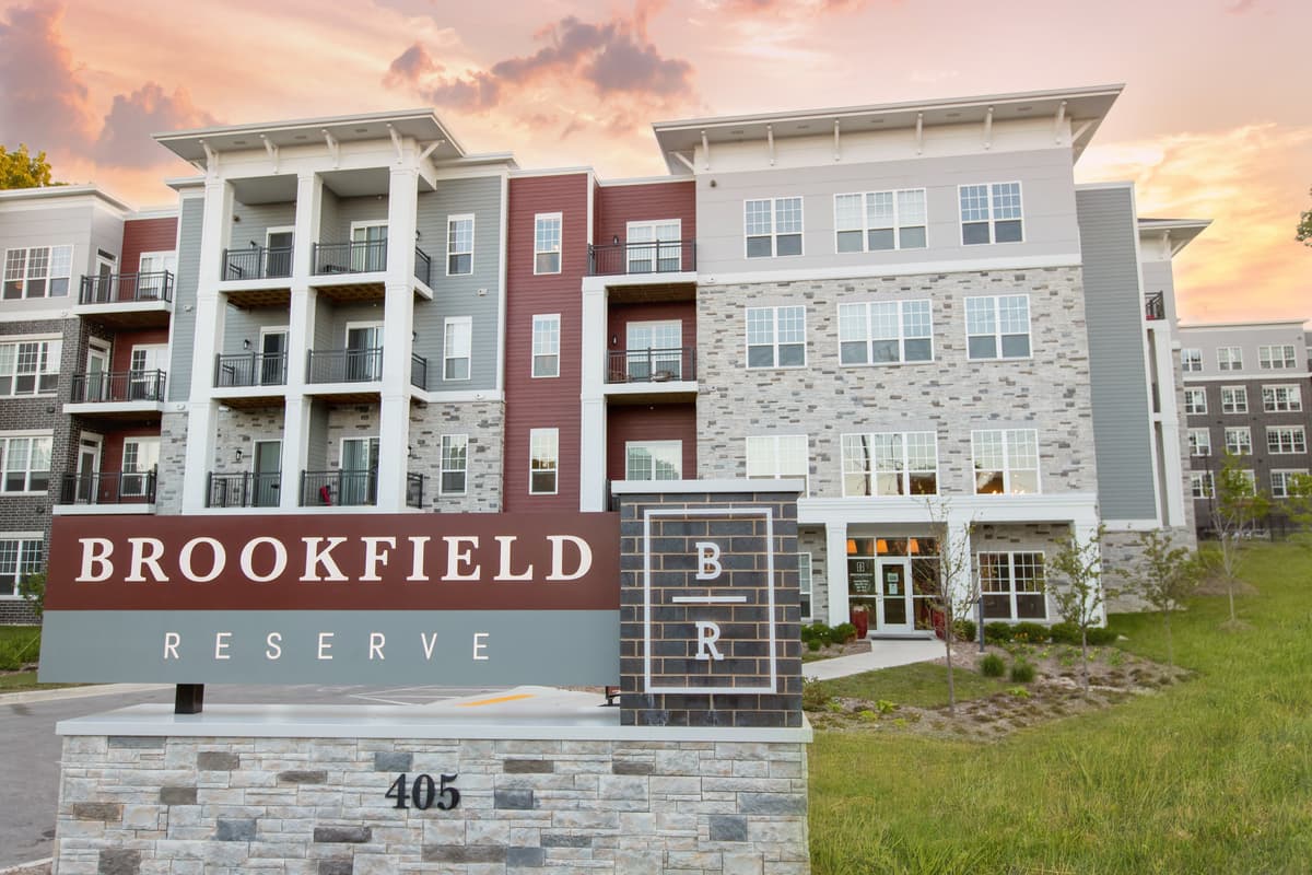 Milwaukee County apartments for rent - Property image - Brookfield Reserve - 1