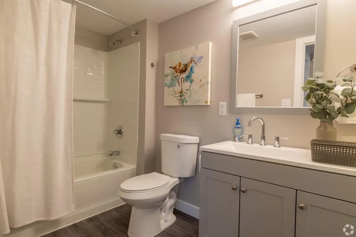 Milwaukee County apartments for rent - Property image - River Park Apartments - 3