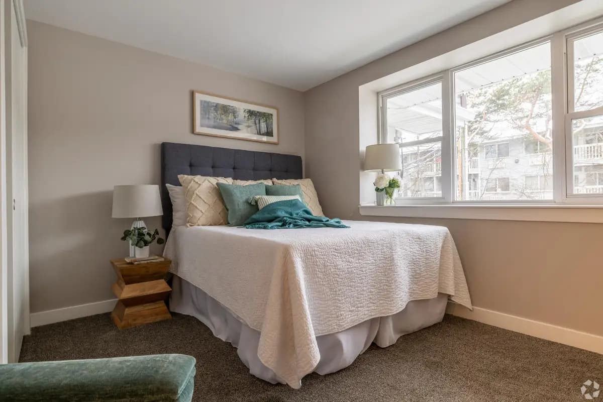 Milwaukee County apartments for rent - Property image - River Park Apartments - 2