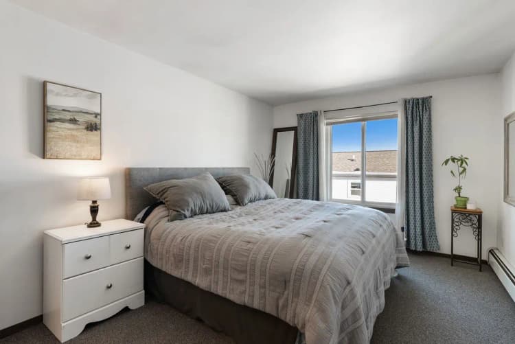 Milwaukee County apartments for rent - image - 7900-Harwood-Ave-Jan-2022-3.jpg