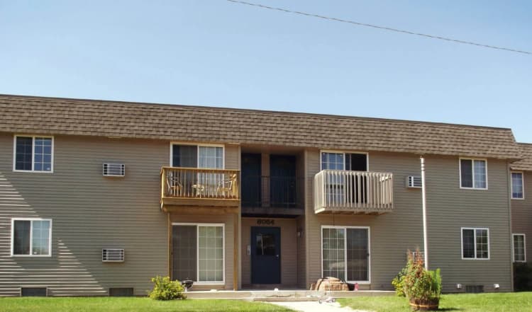 Milwaukee County apartments for rent - image - wildwood-preserve-exterior1278201-1920w.webp