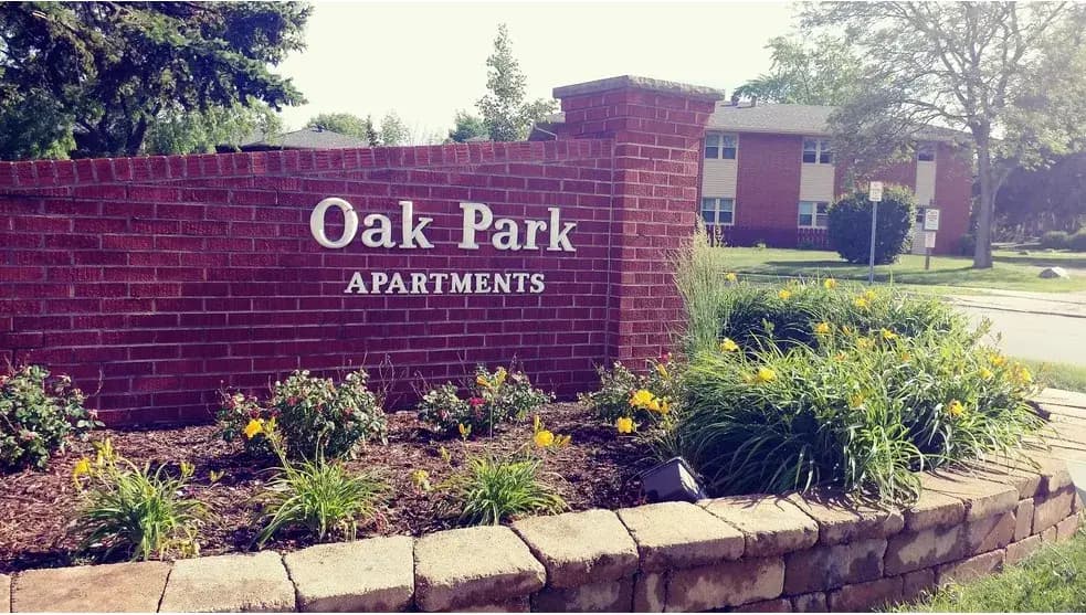 Milwaukee County apartments for rent - Property image - Oak Park Apartment Homes - 1